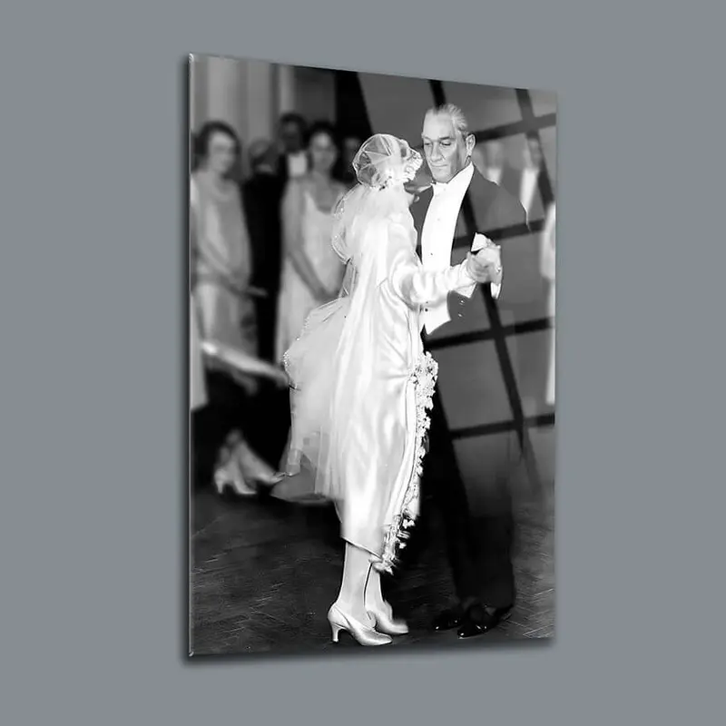 Atatürk 171 Cam Tablo