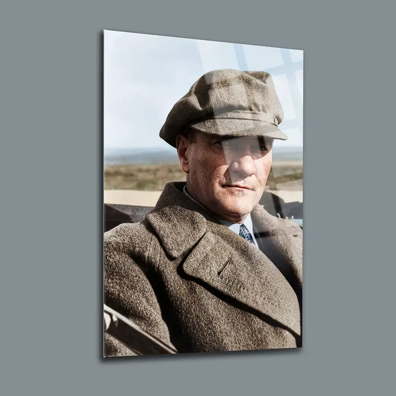 Atatürk 520 Cam Tablo