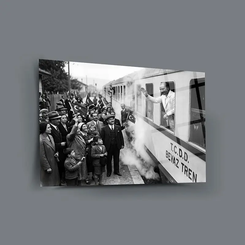 Atatürk YZ 280 Cam Tablo