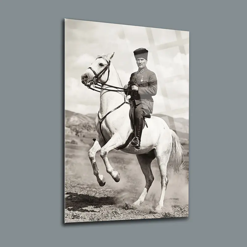 Atatürk YZ 397 Cam Tablo
