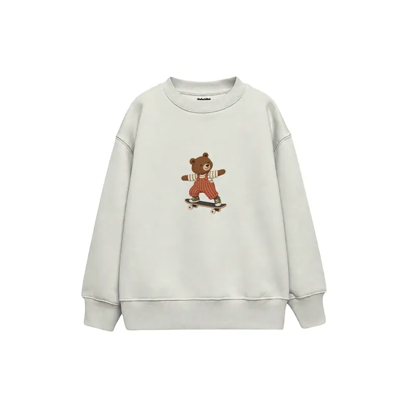Bear Skateboarding in Rust Striped Overalls Çocuk Sweatshirt
