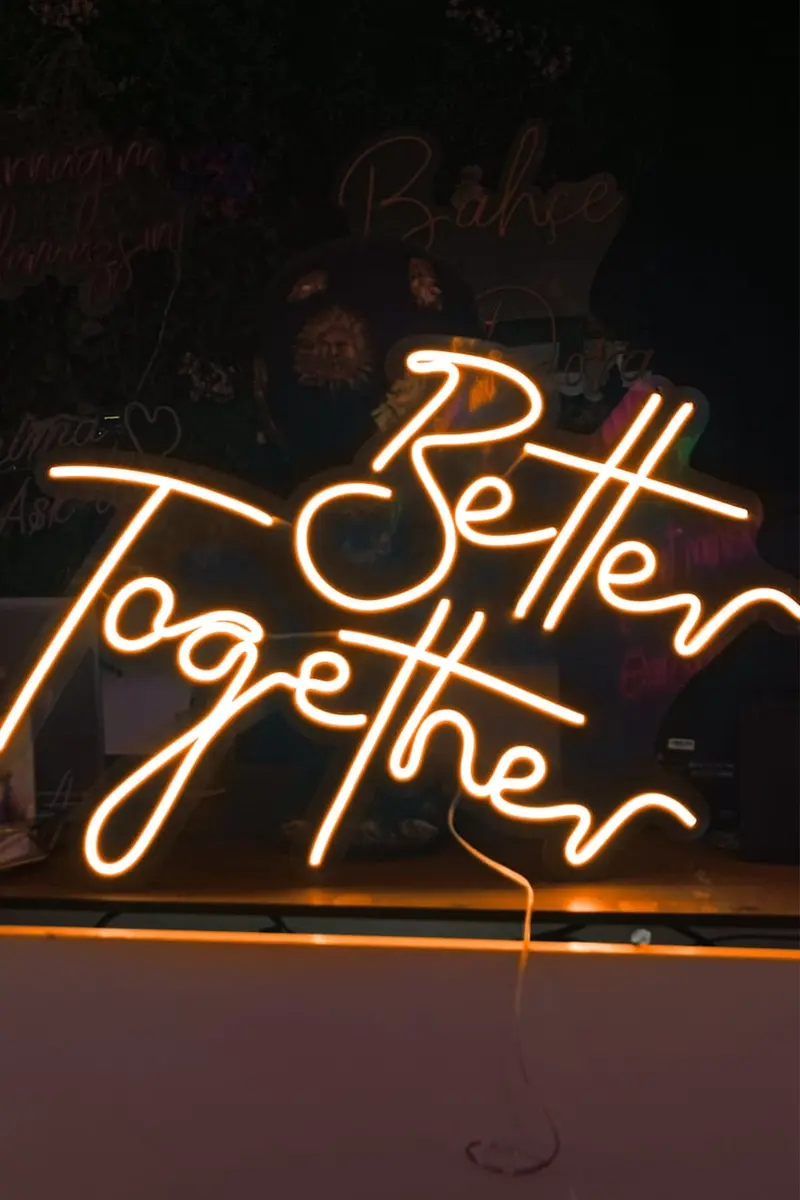 Better Together Aşk Temalı Yazılı Neon LED Işıklı Tablo Düğün ve Kutlama Duvar Dekorasyon
