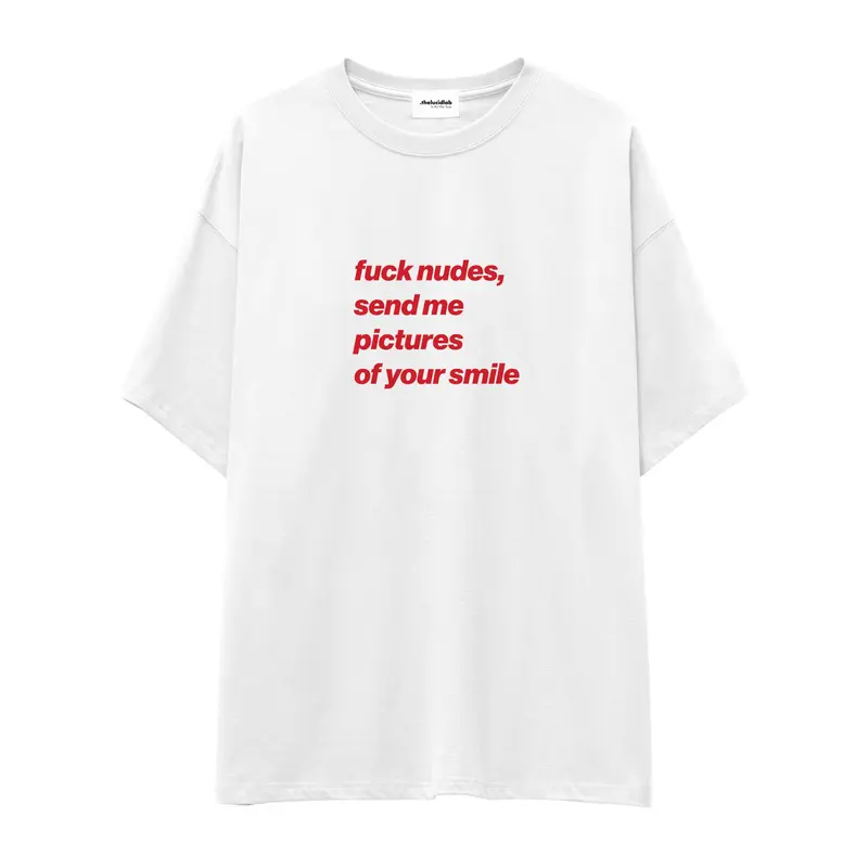 Fuck Nudes Oversize Tişört