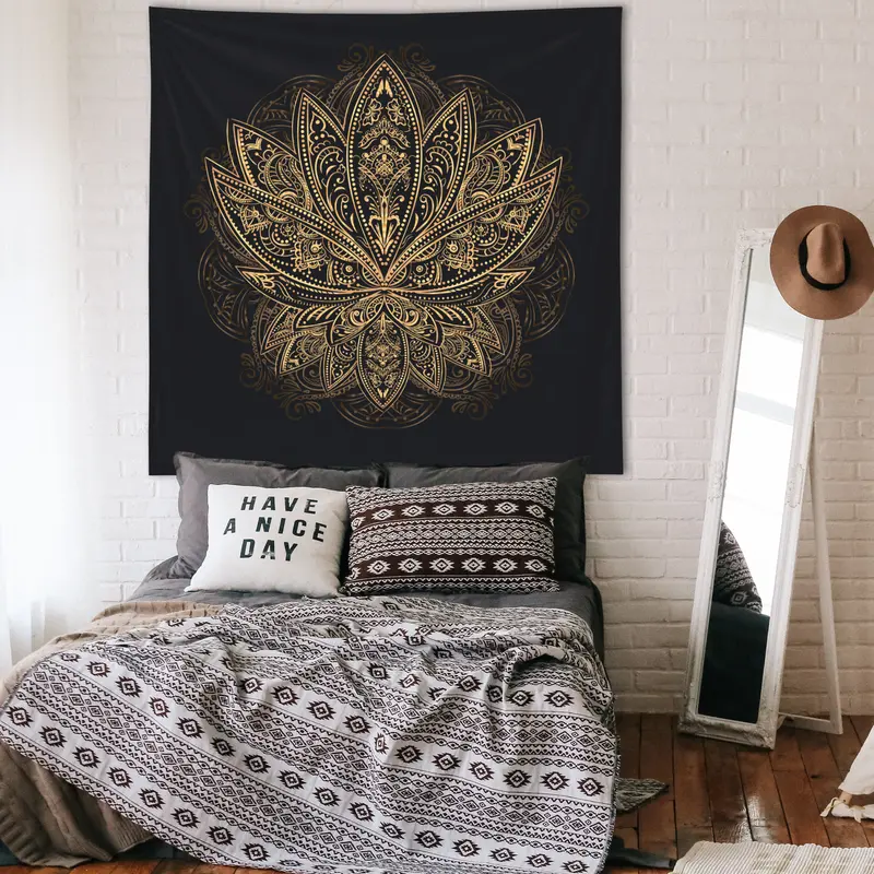 Golden Lotus Duvar Örtüsü