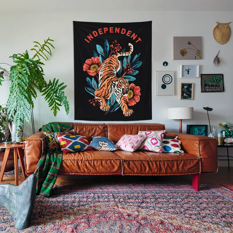 Independent - Kaplanlı Duvar Örtüsü