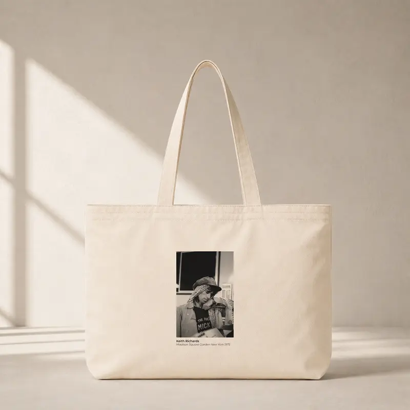 Keith Richards backstage at Madison Square Garden New York 1975 Club Tote Bag