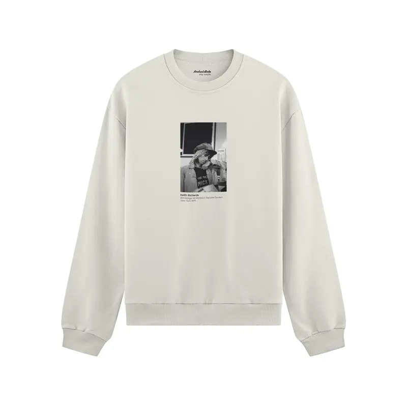 Keith Richards backstage at Madison Square Garden New York 1975 Oversize Sweatshirt