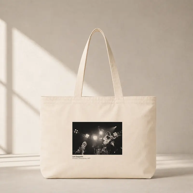Led Zeppelin Pontiac Silverdome 1977 Club Tote Bag