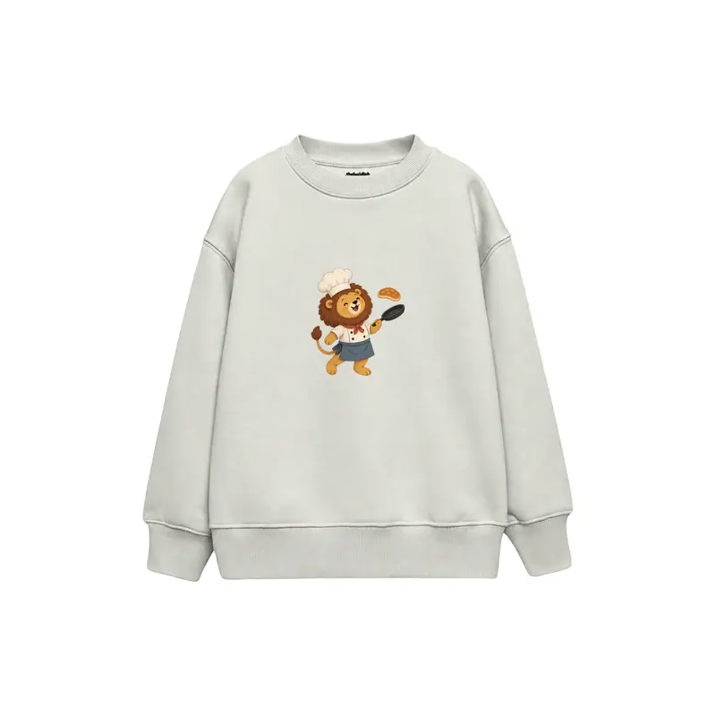 Lion Chef Tossing a Pancake Çocuk Sweatshirt