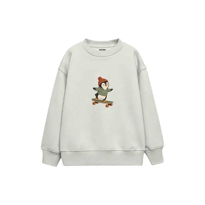Penguin on a Longboard Wearing a Beanie Çocuk Sweatshirt