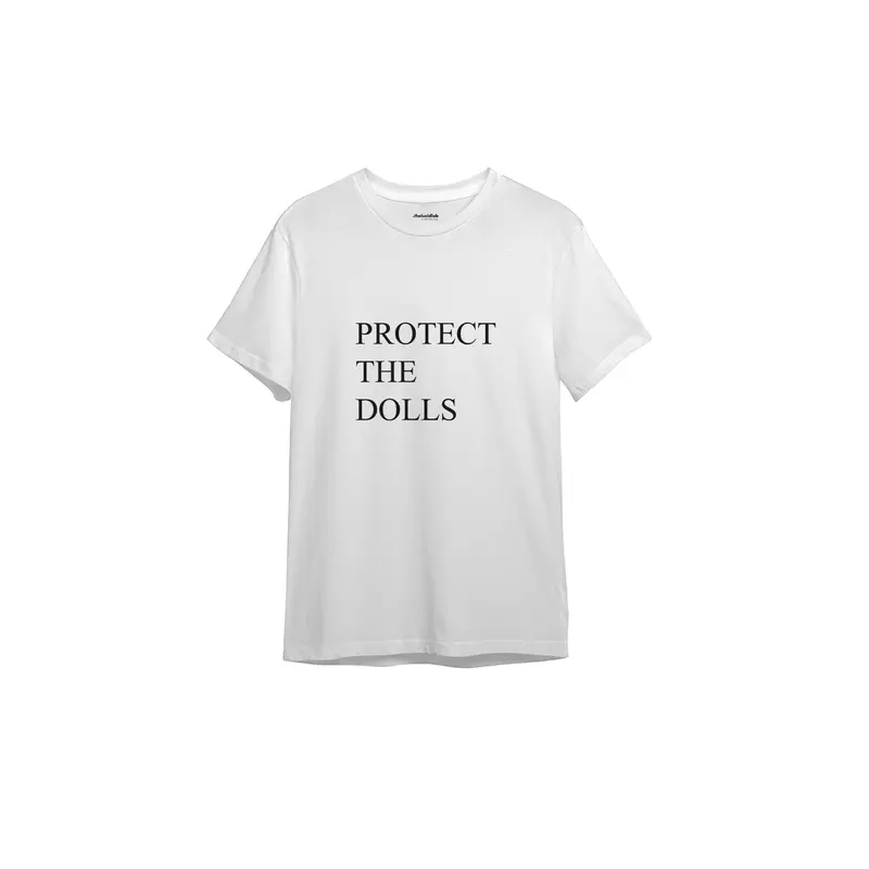 Protect The Dolls Tişört