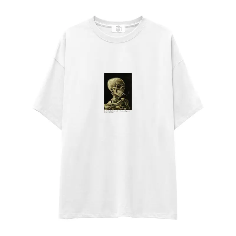 Skull of a Skeleton with Burning Cigarette Oversize Tişört