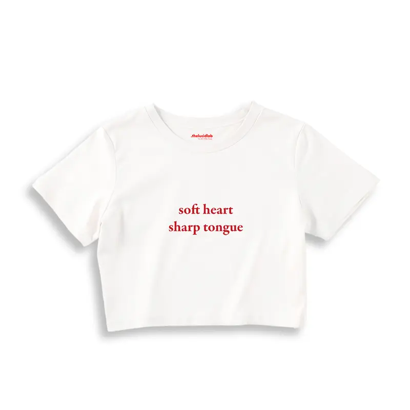 Soft Heart Sharp Tongue Crop Tişört