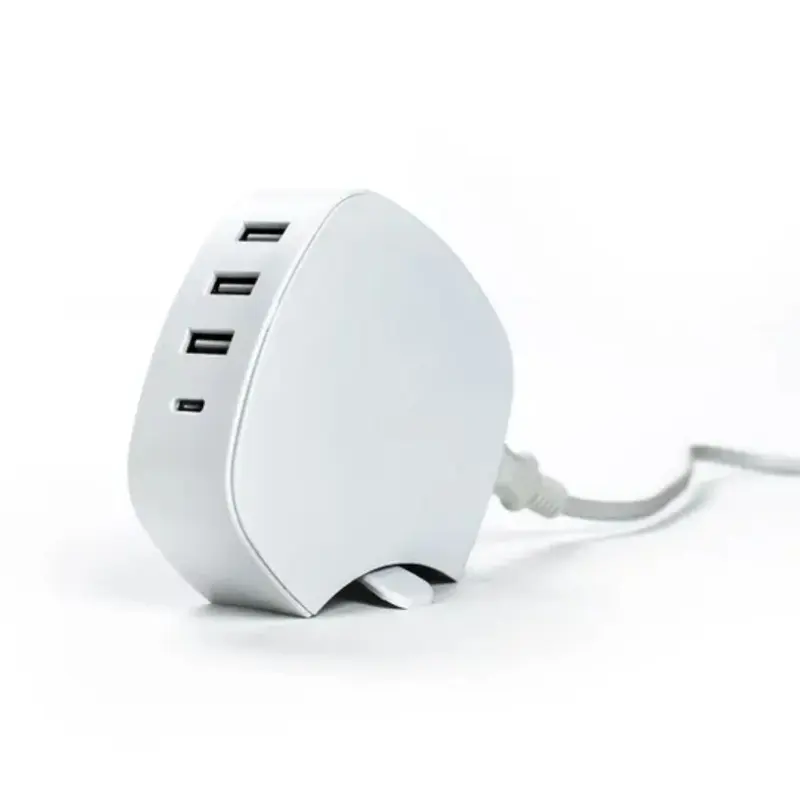 Status 3 USB-A ve 1 USB-C Girişli 1 Metre Kablolu Beyaz Seyyar USB Çoğaltıcı