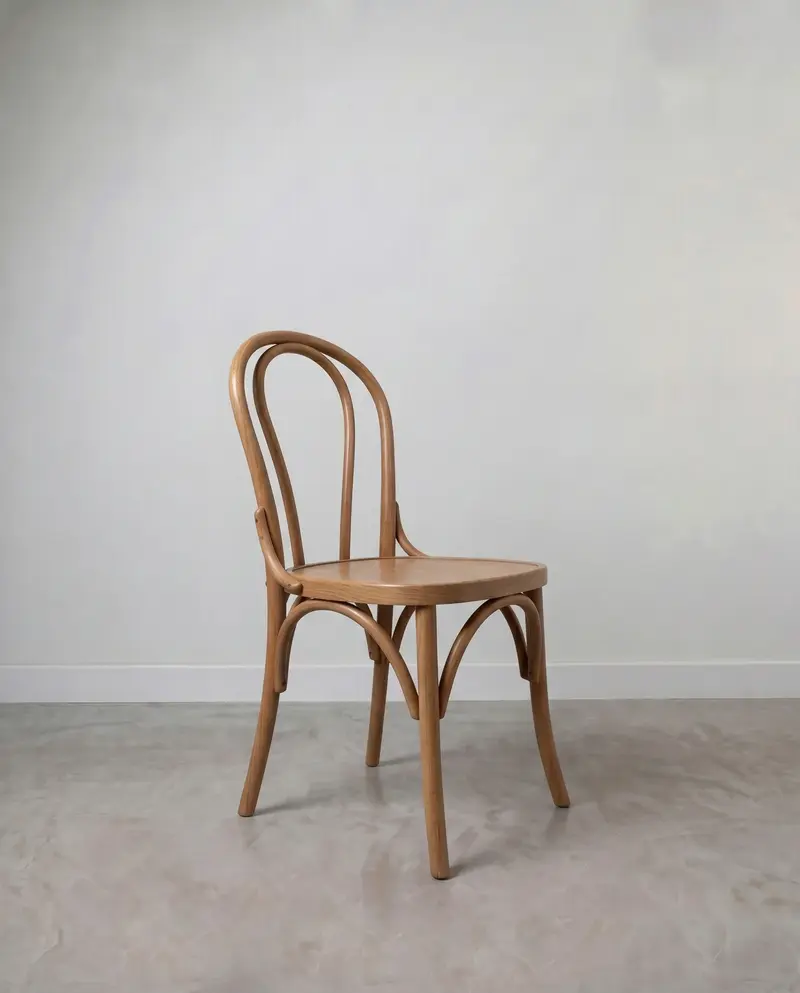 Thonet S12 Ahşap Sandalye