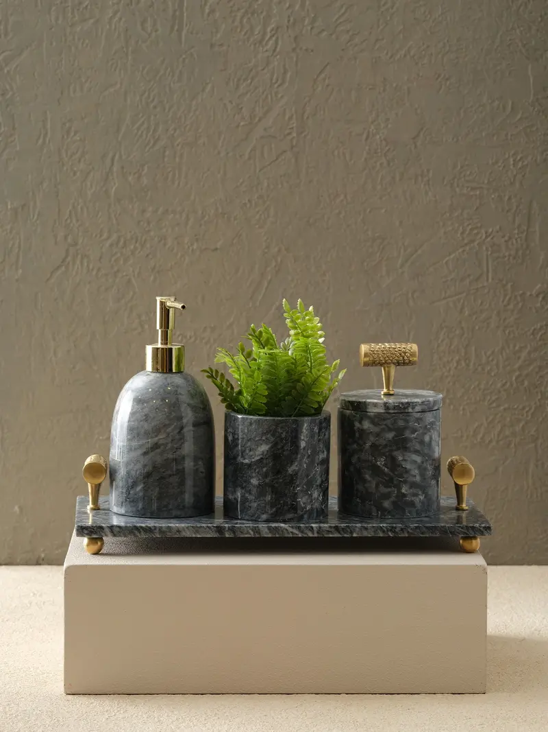Tokmaklı Banyo Seti(Tepsi- Diş Fırçalık- Kutu- Sıvı Sabunluk)